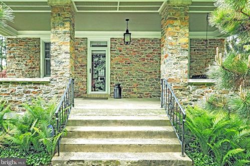 40 Tyler Run Rd, York, PA 17403-4952