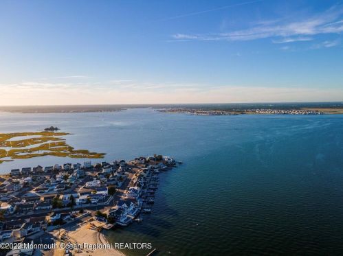 450 Tamiami Dr, Lavallette NJ  08735-3035 exterior