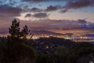 551 Craig Rd, Burlingame, CA 94010-6707