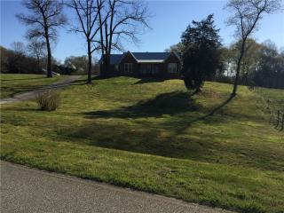 296 Emory Chambers Rd, Lula, GA 30554-3916