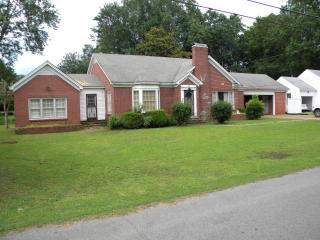 263 Knox St, Leach, TN 38344-2918