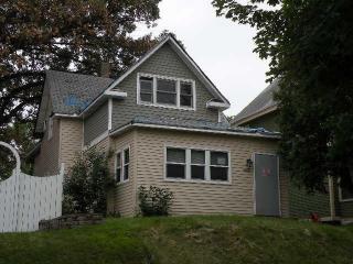 2621 Fillmore St, Minneapolis MN  55421-1308 exterior