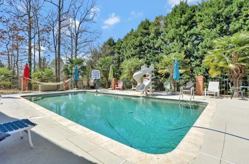 2608 Cosmos Ct, Atlanta, GA 30345-1301