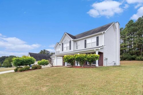 205 Avonlea Dr, Porterdale, GA 30016-1225