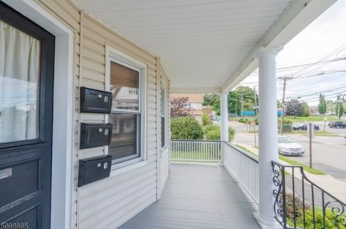 91 Ridge Ave, Town Center, NJ 07052-5739