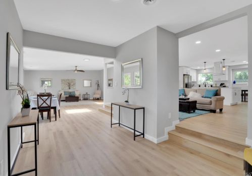 1111 Aspen Dr, Concord CA  94520-4001 exterior