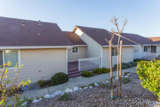 6042 Mid Drive Trl, Redding, CA 96003-7759
