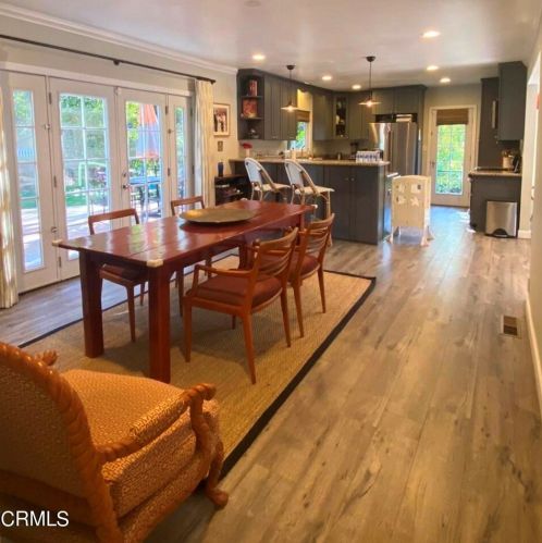 1431 Hillside Dr, Glendale CA  91208-2416 exterior
