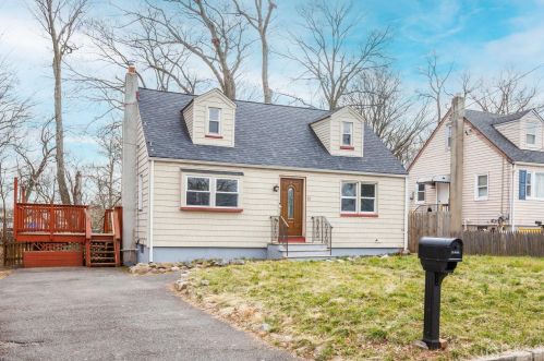 11 Harper St, Piscataway NJ  08854-6020 exterior