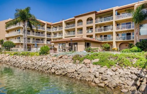 4747 Marina Dr, Carlsbad, CA 92008-4239