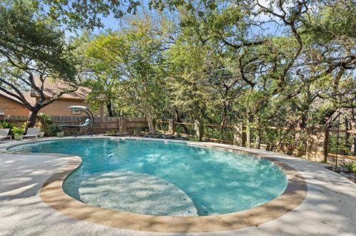 4300 Burney Dr, Austin TX  78731-1208 exterior