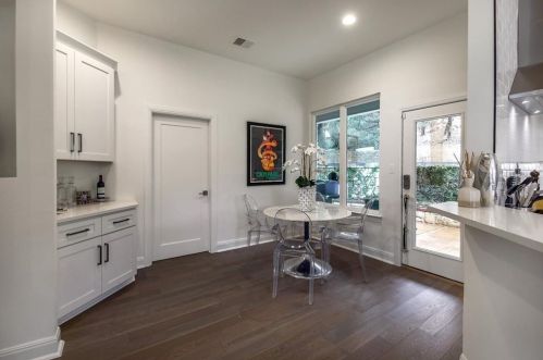 6615 Candle Ridge Cv, Austin TX  78731-2850 exterior