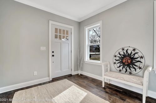703 River Rd, Red Bank, NJ 07704