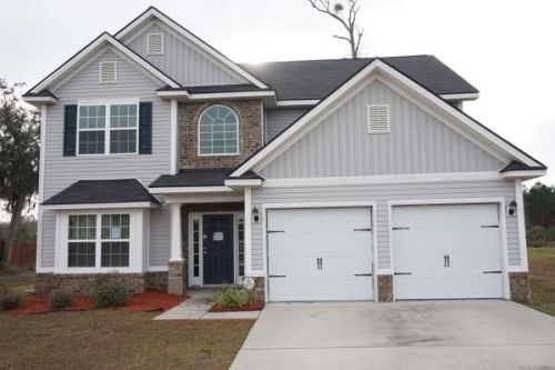 202 Cumberland Dr, Bayview, GA 31316-3571