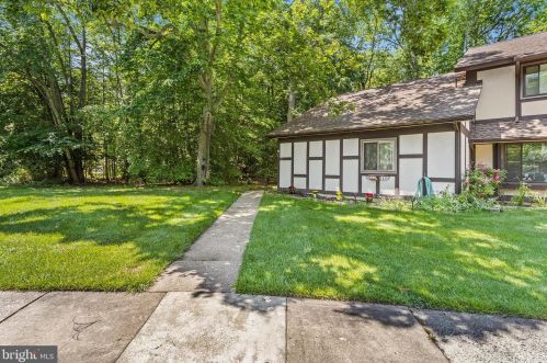 16 Sycamore Ct, Lumberton Township, NJ 08048-3417