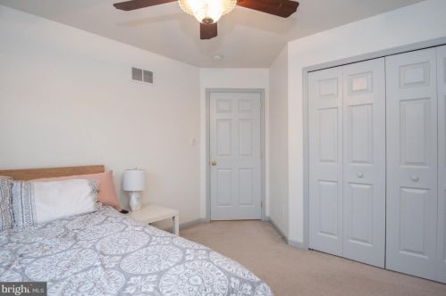 600 Fox Ridge Ln, Lebanon PA 17042-7692 exterior