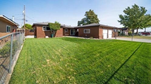 14616 Frontage Rd, Manteca, CA 95336-2543