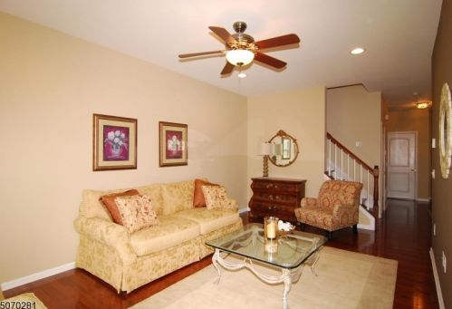33 Junegrass Way, Hackettstown NJ  07840-4539 exterior