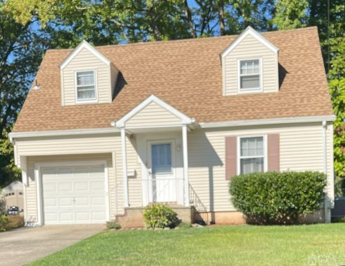 1 Chase Ave, Avenel, NJ 07001-1402