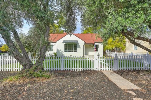 716 Bidwell St, Folsom, CA 95630-3342