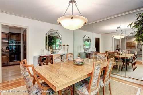 20 Fox Hill Rd, Middletown NJ 07748-2911 exterior