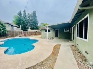 2300 Hawkeye Ave, Turlock CA 95380-2842 exterior