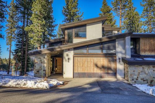 9234 Heartwood Dr, Truckee CA  96161-5210 exterior