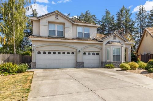 5741 Chambertin Dr, San Jose, CA 95118-3911