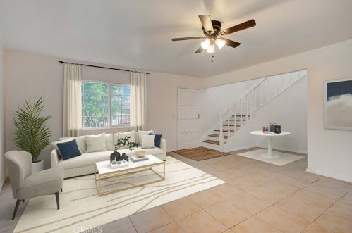 2202 Hatchway St, Compton, CA 90222-2908