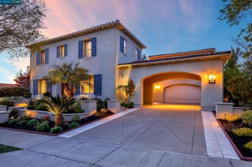 2205 Britannia Dr, San Ramon, CA 94582-5280
