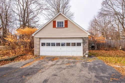 70 Beechwood Ave, Torrington, CT 06790-5121