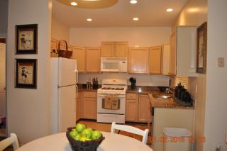 2463 Clover Field Cir, Herndon VA  20171-4313 exterior