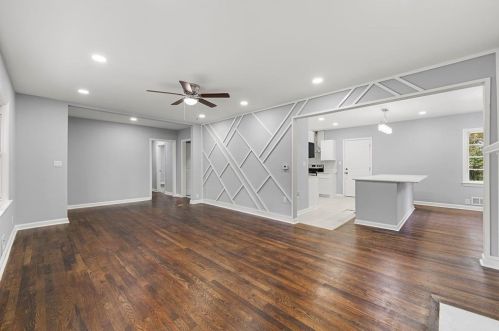 2763 Baker Ridge Dr, Atlanta GA  30318-7258 exterior