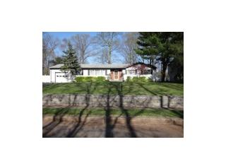 62 Ellmyer Rd, Edison, NJ 08820-2223