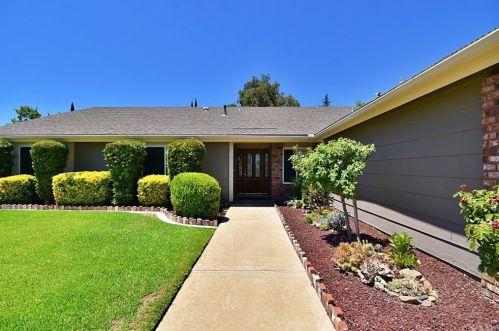 6000 Amethyst St, Rancho Cucamonga, CA 91737-2212