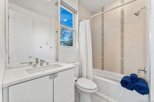 2384 33rd Ave, Denver CO  80211-3326 exterior