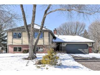 8246 Oregon Rd, Minneapolis, MN 55438-1158