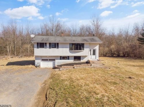 148 Hammar Rd, Flemington, NJ 08822-4707