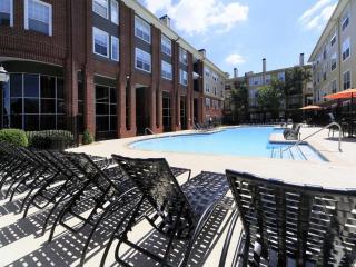 1660 Peachtree St, Atlanta GA  30309-2470 exterior