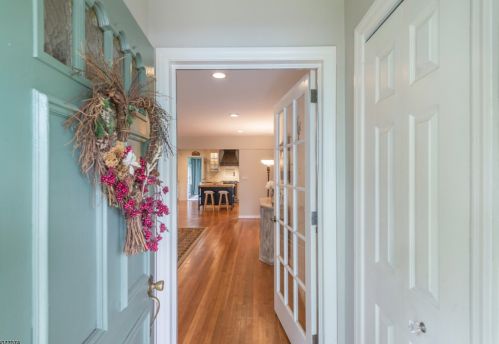36 Morley Ln, Bloomfield, NJ 07003-4309