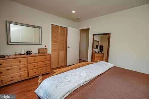 7415 Hastings St, Springfield VA  22150-4108 exterior