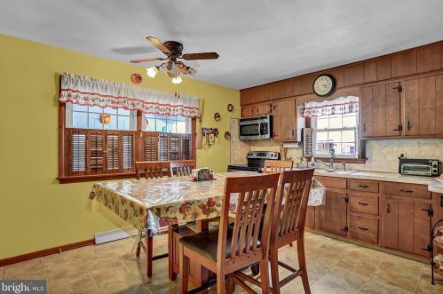 340 George St, Hanover PA 17331-1912 exterior