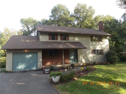 49 Silver Birch Ln, Windsor, CT 06095-1538