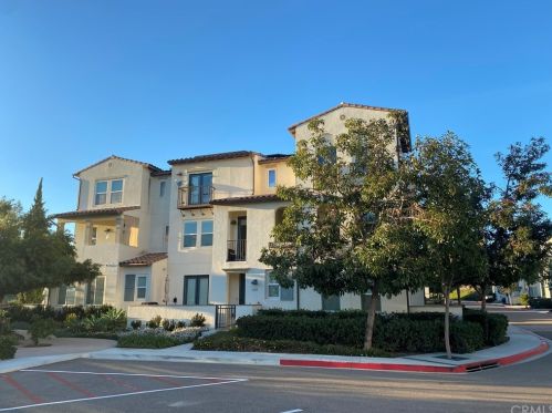 1845 Cliff Swallow Ln, Carlsbad, CA 92011-4085
