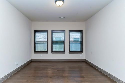 6068 Warmouth Dr, Fort Worth TX  76179-7648 exterior