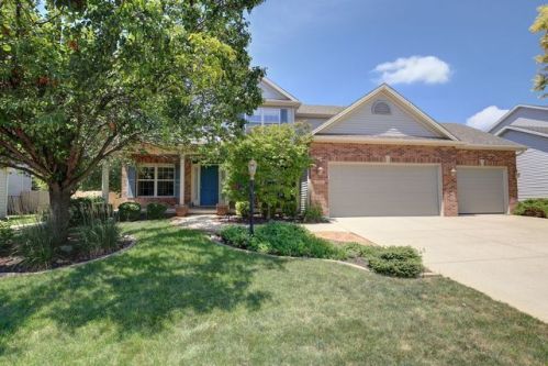 1911 Mullikin Dr, Champaign, IL 61822-8582
