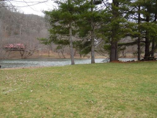 1210 2nd Ave, Minnehaha Springs WV  24954-1014 exterior