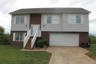 564 Hills Gate Cir, Seymour, TN 37865-2900