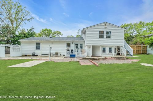 510 Brentwood Rd, Lacey, NJ 08731-1523