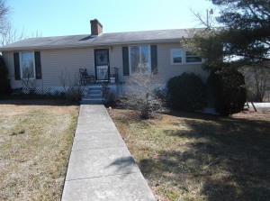 140 Kent Rd, Wirtz, VA 24184-4338